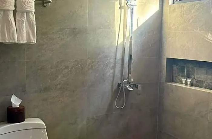 Anaya Hotell
