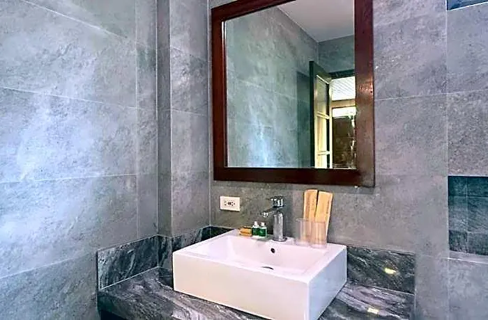 Anaya Hotell 3*